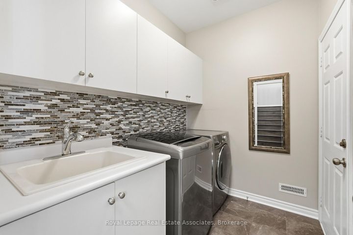 Photo 32 at 290 Eaton Street, Georgetown, Halton Hills