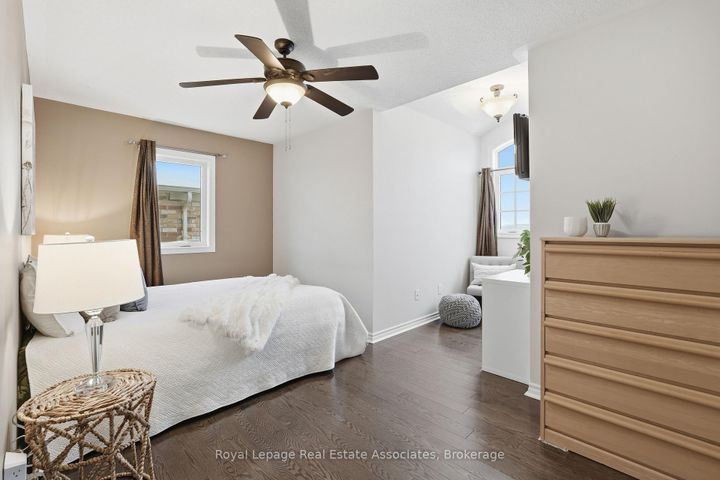 Photo 36 at 290 Eaton Street, Georgetown, Halton Hills