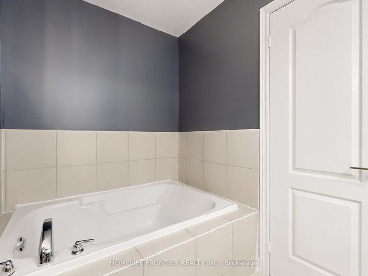 Photo 17 at 6 - 8777 Dufferin Street, Patterson, Vaughan