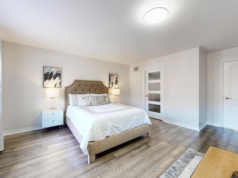 Photo 13 at 6 - 8777 Dufferin Street, Patterson, Vaughan