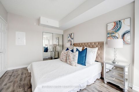 Photo 12 at 627 - 15 James Finlay Way, CFB, Toronto