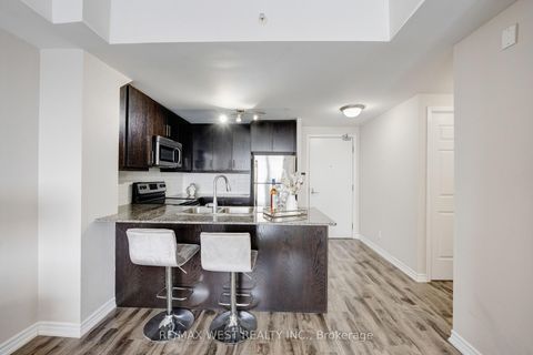 Photo 16 at 627 - 15 James Finlay Way, CFB, Toronto