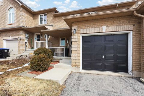 Photo 1 at 2057 Osbond Road, Alcona, Innisfil