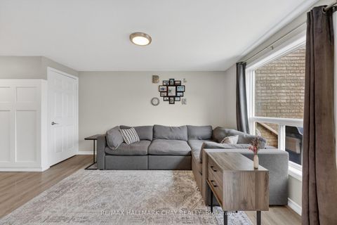 Photo 6 at 2057 Osbond Road, Alcona, Innisfil