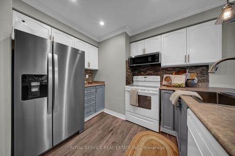 Photo 6 at 294 Swindells Street, Bowmanville, Clarington