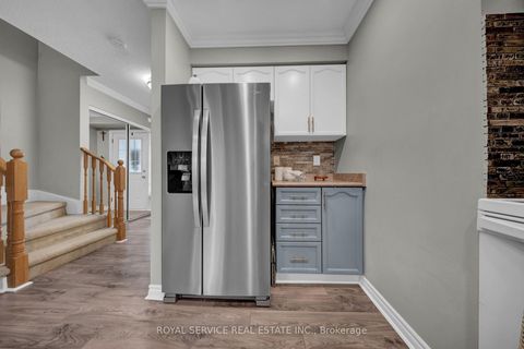 Photo 7 at 294 Swindells Street, Bowmanville, Clarington