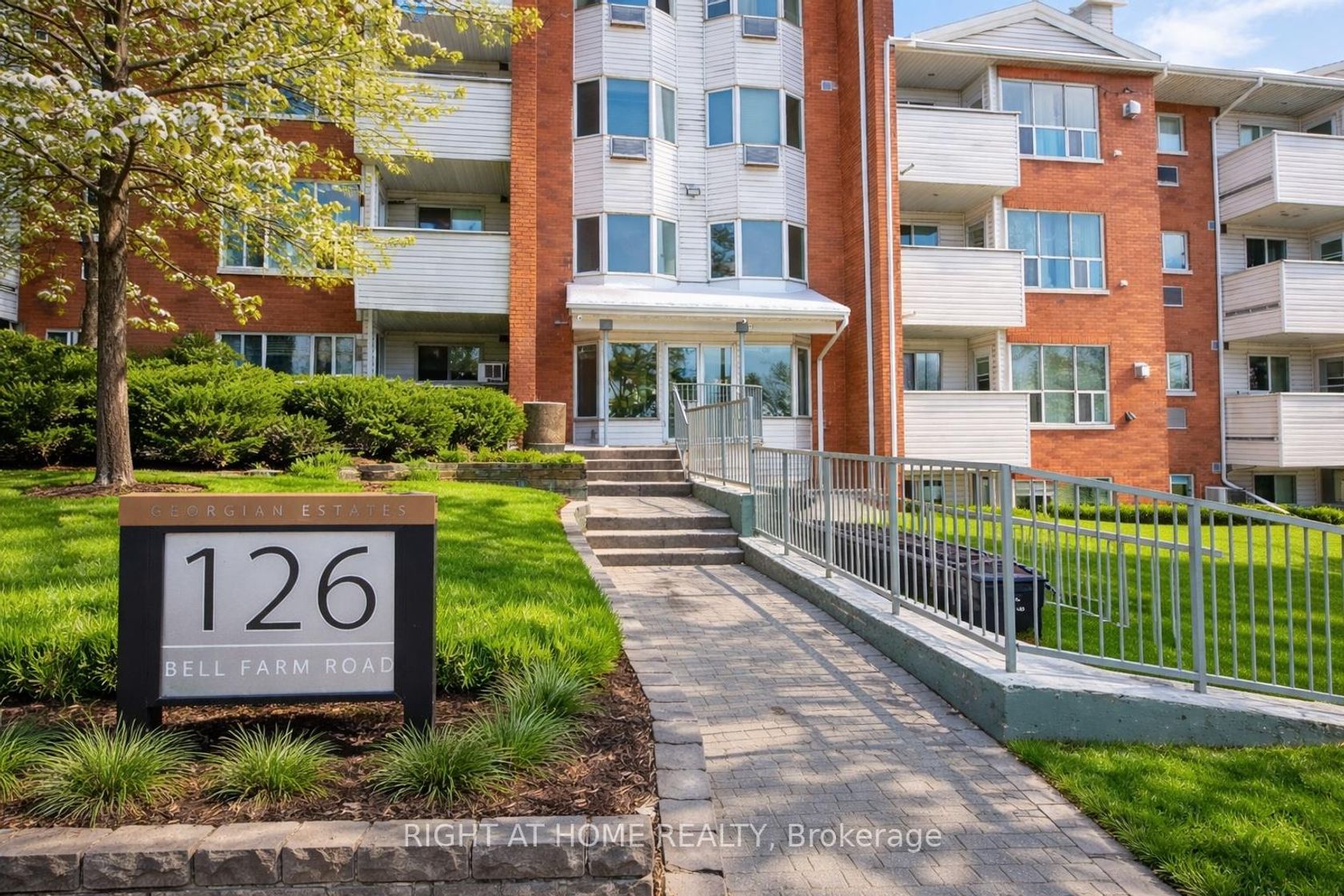 113 - 126 Bell Farm Road, Alliance, Barrie photo 6