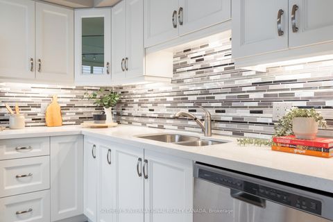 Photo 11 at 4104 - 1 Palace Pier Court, Mimico, Toronto