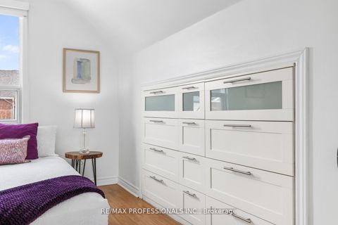 Photo 20 at 1 Gray Avenue, Smythe, Toronto