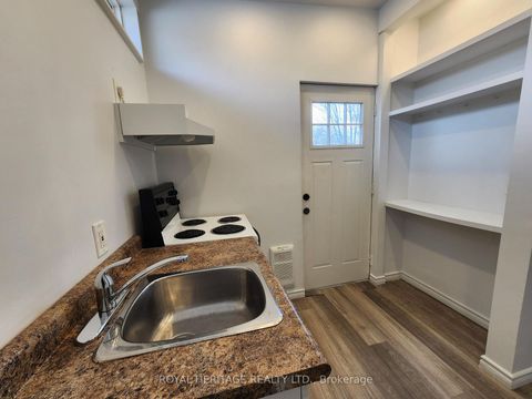 Photo 14 at 203 Valencia Road, Lakeview, Oshawa