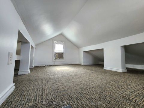 Photo 18 at 203 Valencia Road, Lakeview, Oshawa