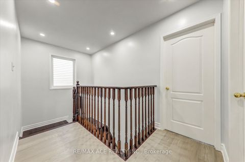 Photo 17 at 836 Fetchison Drive, Taunton, Oshawa