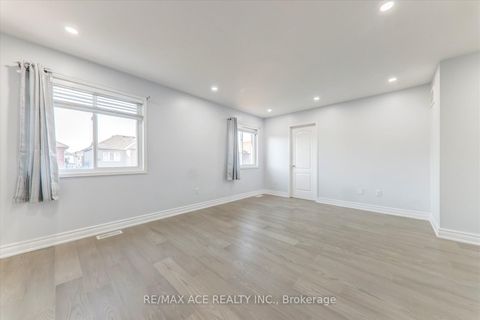 Photo 19 at 836 Fetchison Drive, Taunton, Oshawa