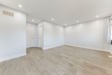 Photo 20 at 836 Fetchison Drive, Taunton, Oshawa