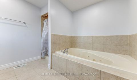 Photo 22 at 836 Fetchison Drive, Taunton, Oshawa