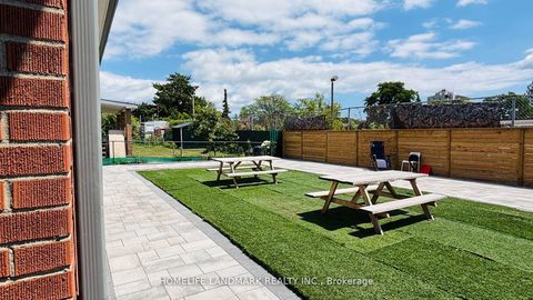 Photo 3 at 204 Derrydown Road, York University Heights, Toronto