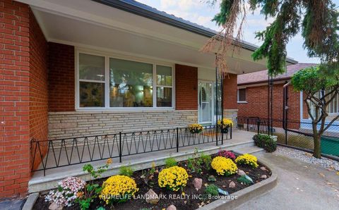 Photo 4 at 204 Derrydown Road, York University Heights, Toronto