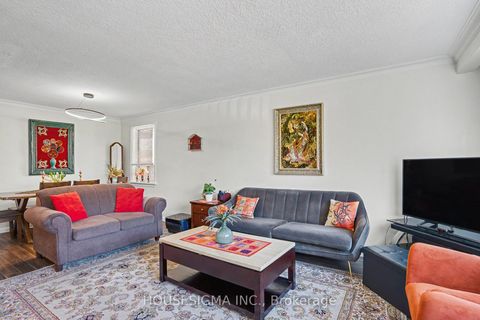 Photo 6 at 257 Olive Avenue, Willowdale East, Toronto