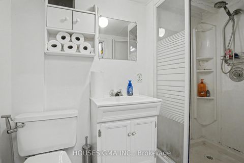 Photo 16 at 257 Olive Avenue, Willowdale East, Toronto