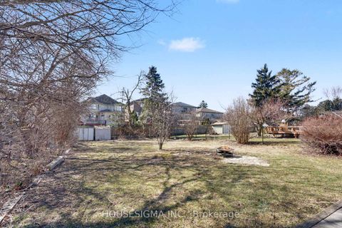 Photo 19 at 257 Olive Avenue, Willowdale East, Toronto