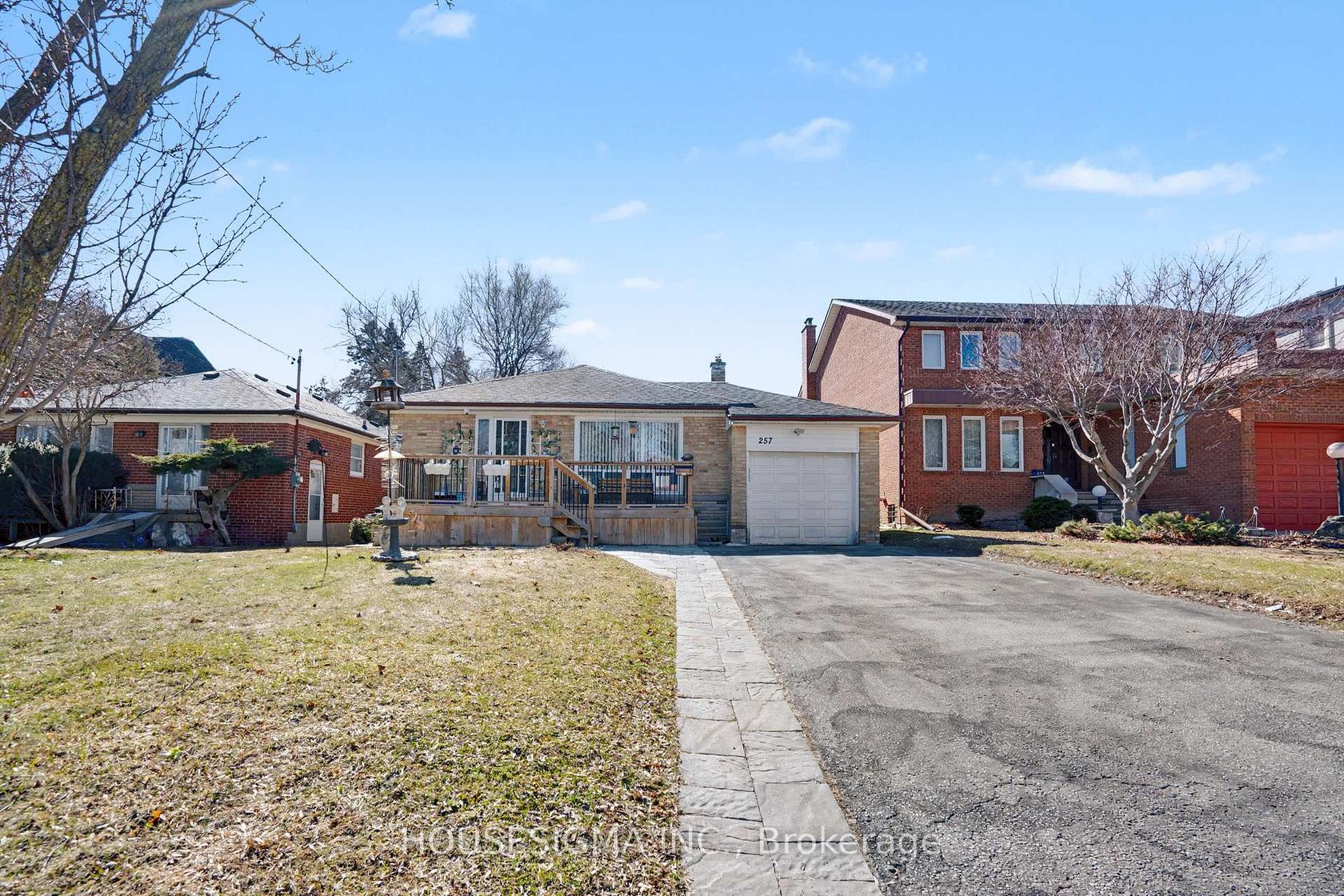 257 Olive Avenue, Willowdale East, Toronto 