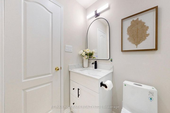 Photo 34 at 17 Durango Drive, Westbrook, Richmond Hill