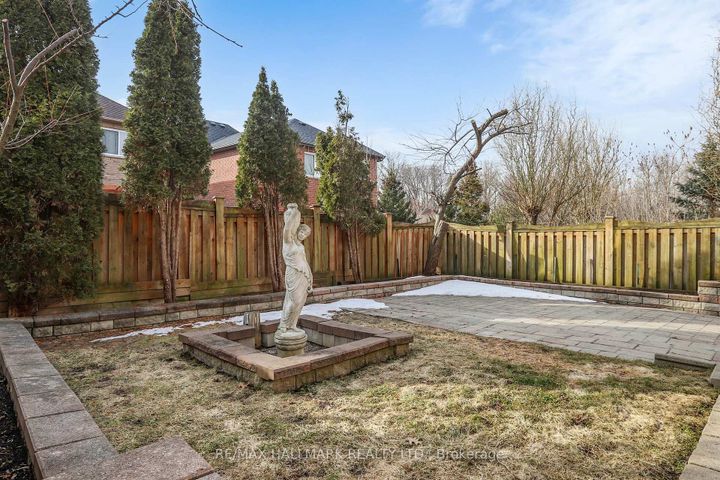 Photo 40 at 17 Durango Drive, Westbrook, Richmond Hill