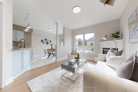 Photo 7 at 17 Durango Drive, Westbrook, Richmond Hill