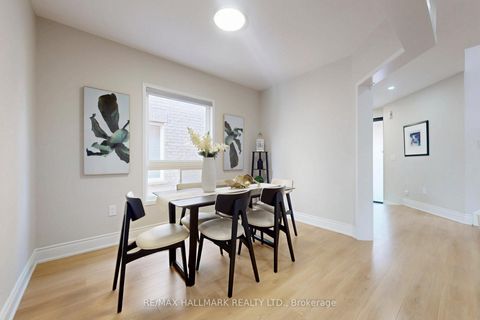 Photo 19 at 17 Durango Drive, Westbrook, Richmond Hill