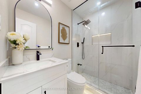 Photo 33 at 17 Durango Drive, Westbrook, Richmond Hill