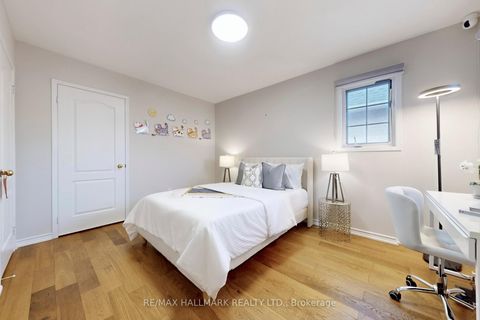 Photo 37 at 17 Durango Drive, Westbrook, Richmond Hill