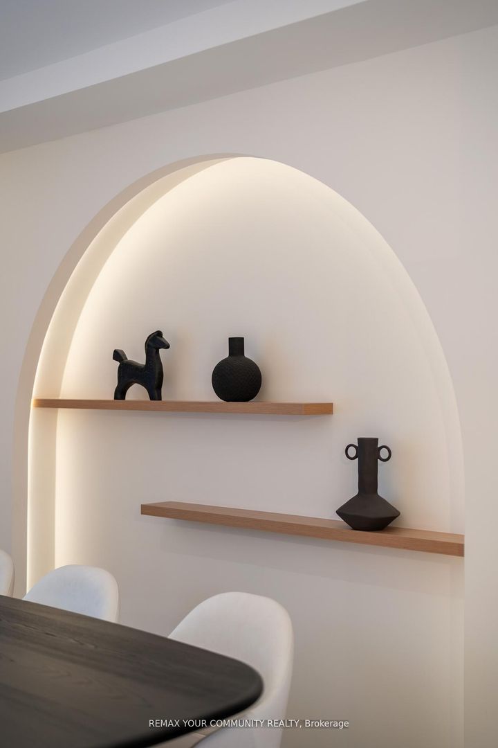 Photo 12 at 35 Geraldton Crescent, Bayview Village, Toronto