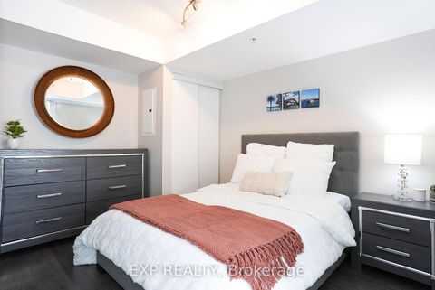 Photo 10 at 938 - 68 Abell Street, Little Portugal, Toronto