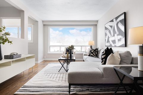 Photo 4 at 79 TIVOLI Court, Guildwood, Toronto