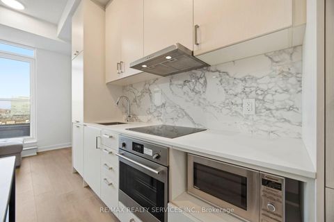 Photo 11 at 1007 - 60 Honeycrisp Crescent, Vaughan Corporate Centre, Vaughan