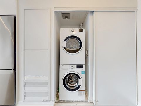 Photo 27 at 4014 - 251 Jarvis Street, Moss Park, Toronto