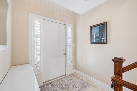 Photo 2 at 5 - 8909 BATHURST Street, South Richvale, Richmond Hill