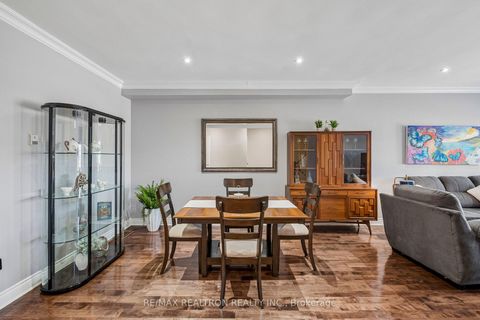 Photo 6 at 5 - 8909 BATHURST Street, South Richvale, Richmond Hill