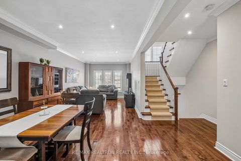 Photo 9 at 5 - 8909 BATHURST Street, South Richvale, Richmond Hill