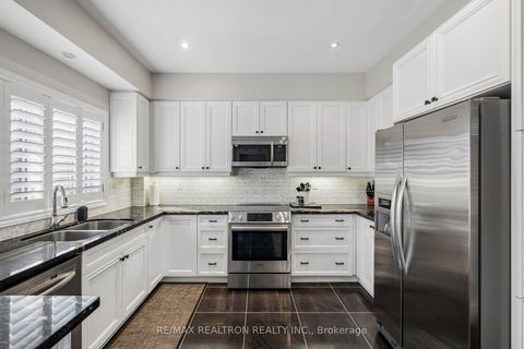 Photo 14 at 5 - 8909 BATHURST Street, South Richvale, Richmond Hill