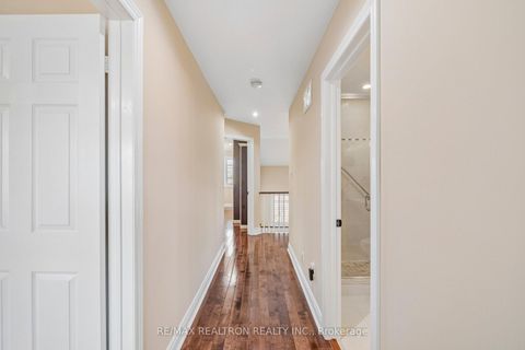 Photo 18 at 5 - 8909 BATHURST Street, South Richvale, Richmond Hill