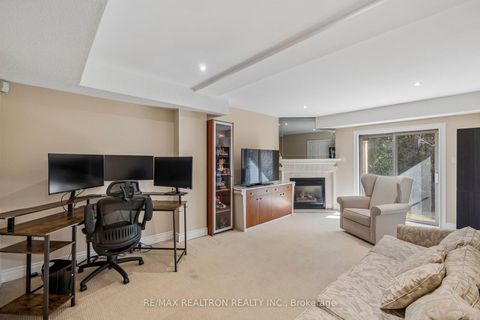 Photo 36 at 5 - 8909 BATHURST Street, South Richvale, Richmond Hill