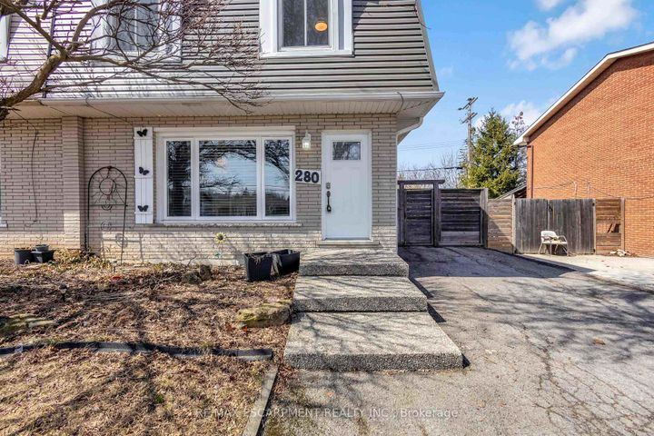 Photo 3 at 280 Quigley Street, Vincent, Hamilton