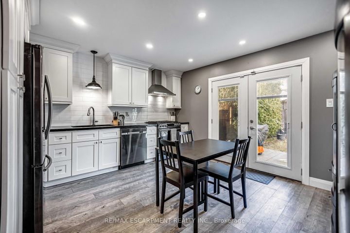 Photo 11 at 280 Quigley Street, Vincent, Hamilton