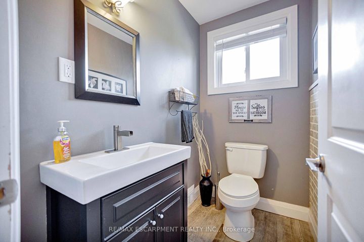 Photo 15 at 280 Quigley Street, Vincent, Hamilton