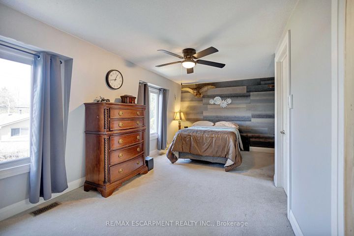 Photo 16 at 280 Quigley Street, Vincent, Hamilton