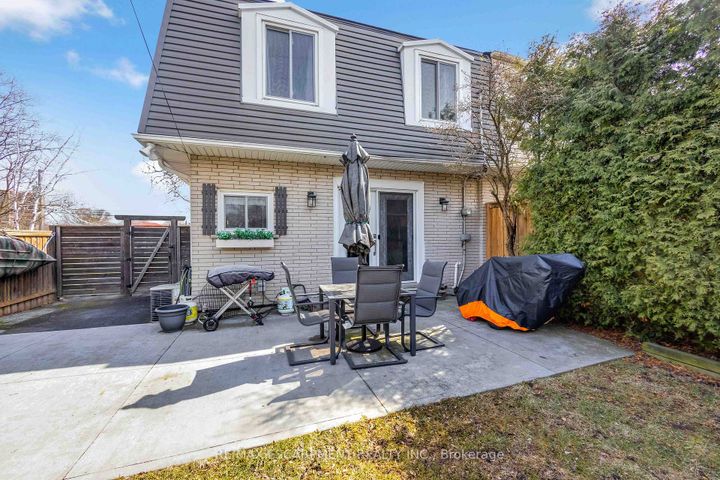 Photo 35 at 280 Quigley Street, Vincent, Hamilton