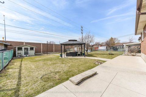 Photo 41 at 7608 Benavon Road, Malton, Mississauga