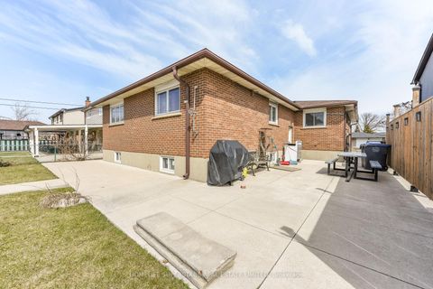 Photo 42 at 7608 Benavon Road, Malton, Mississauga