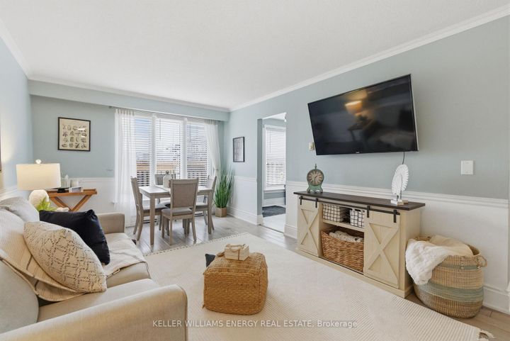 Photo 2 at 12 - 33 Taunton Road E, Centennial, Oshawa